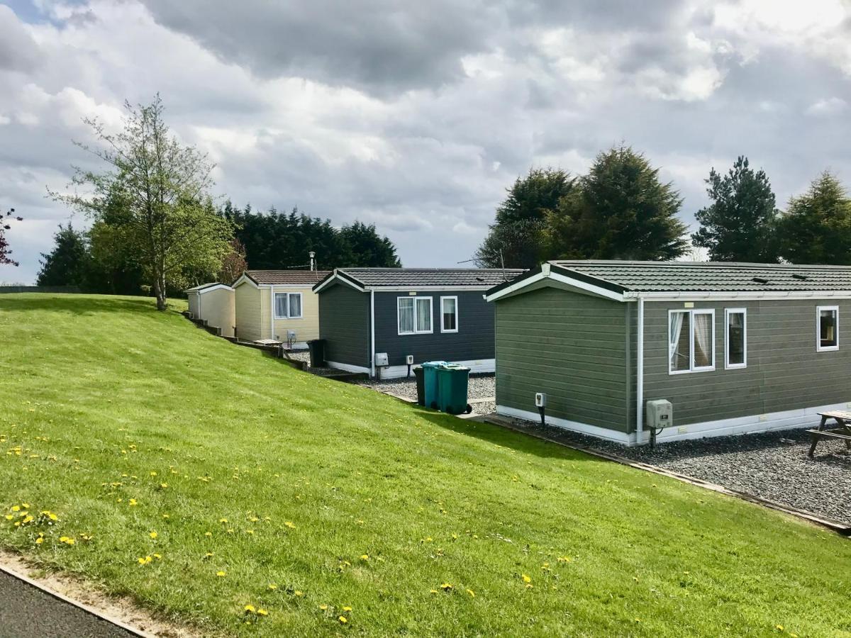 3 Bedroom Self Catering Static Caravan Stepps Bagian luar foto